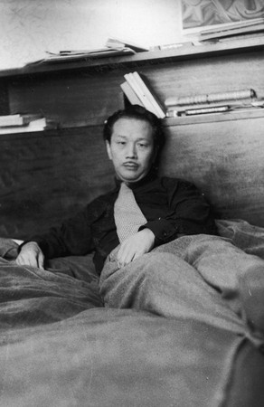 1952-41歳 パリ ホテルリュテスにて